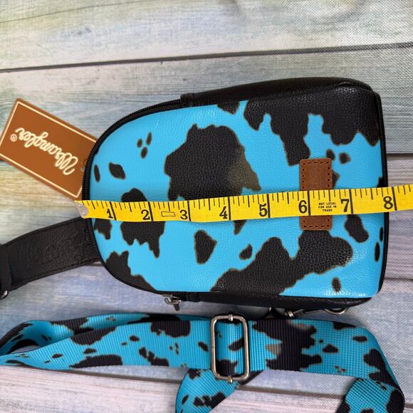 Wrangler Cow Print Concealed Carry Crossbody Purse NEW Blue Black Travel Bag - Picture 8 of 8